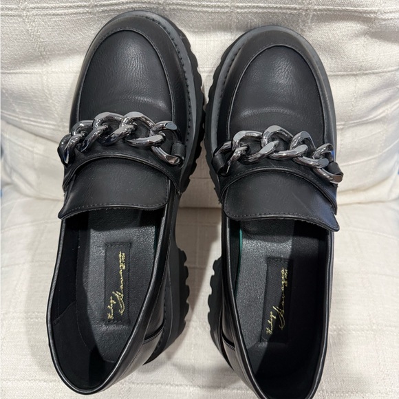 Vintage Havana est 1954 Shoes - Picture 2 of 9